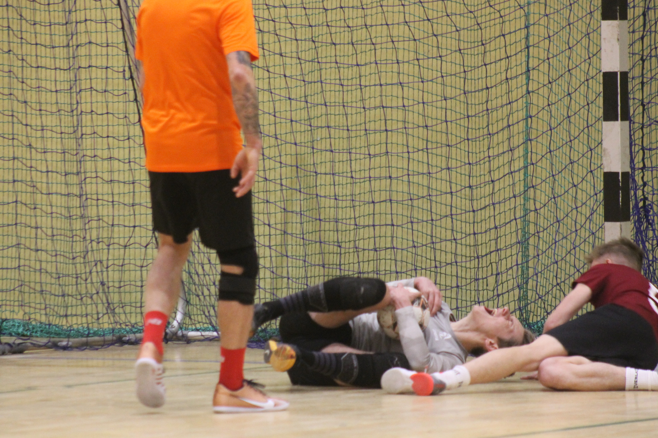 Kolejne potknięcie lidera