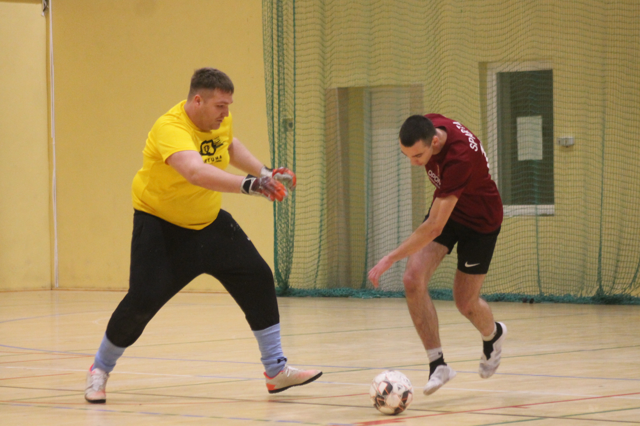 Kolejne potknięcie lidera