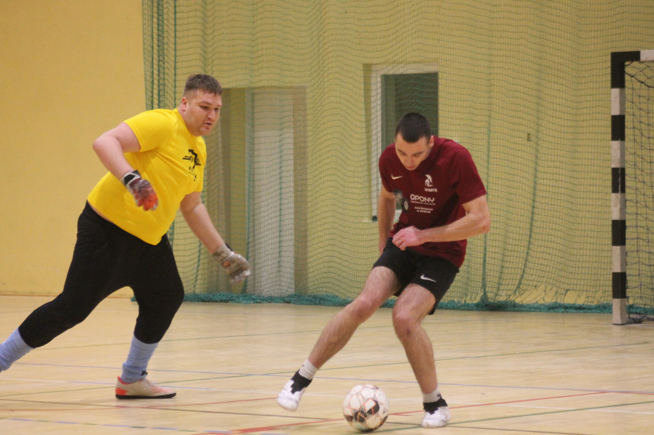 Kolejne potknięcie lidera