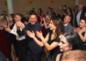 Studniówka Zawodówki. Zobacz zdjęcia