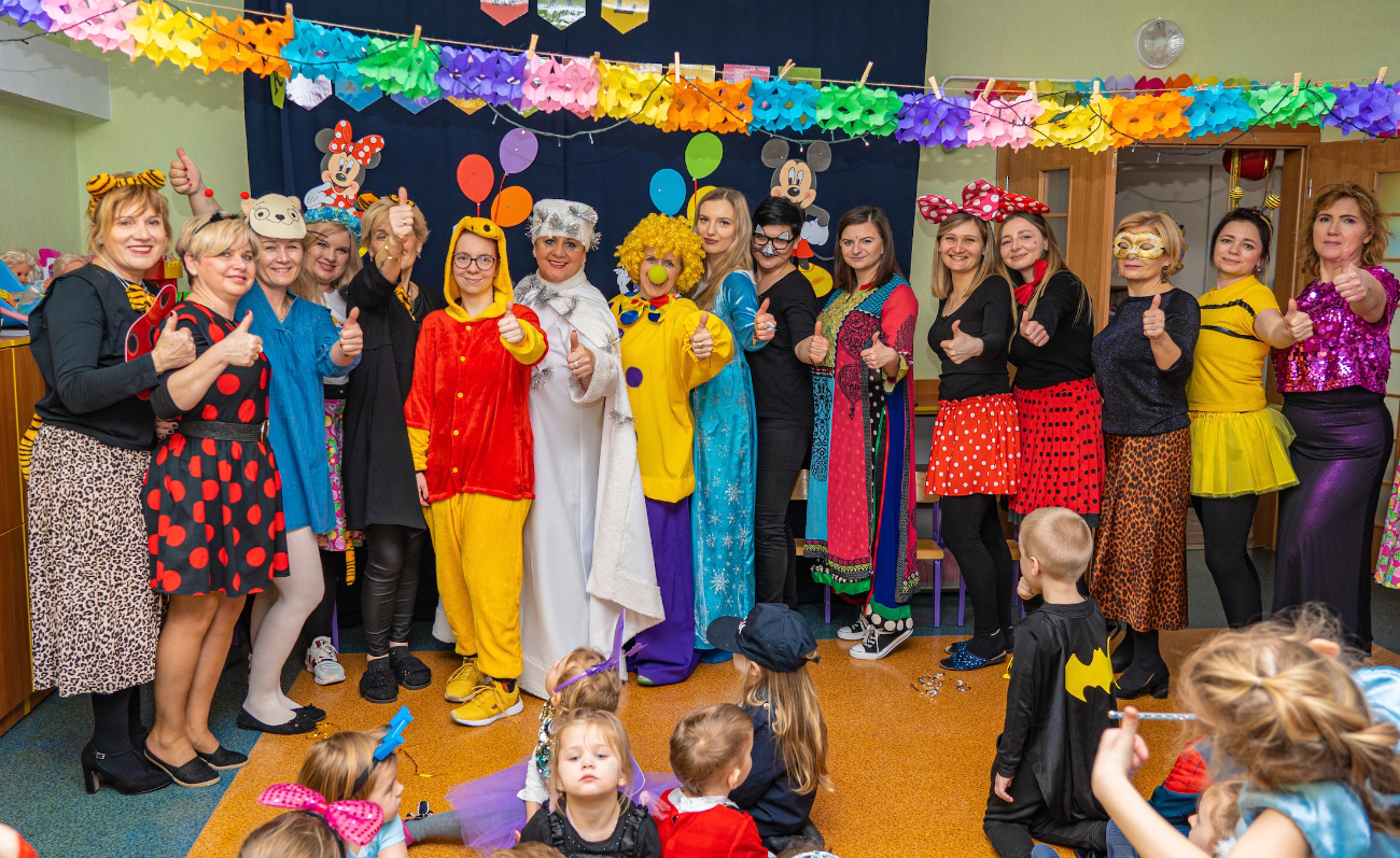 Tak się bawią przedszkolaki. Bal w Jarzębince