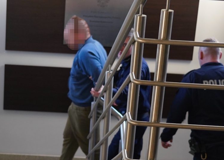 Tragedia w Sługocinie. Mama uciekała przez okno