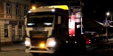 Nietypowy widok na ulicach Strzałkowa. Zobacz film