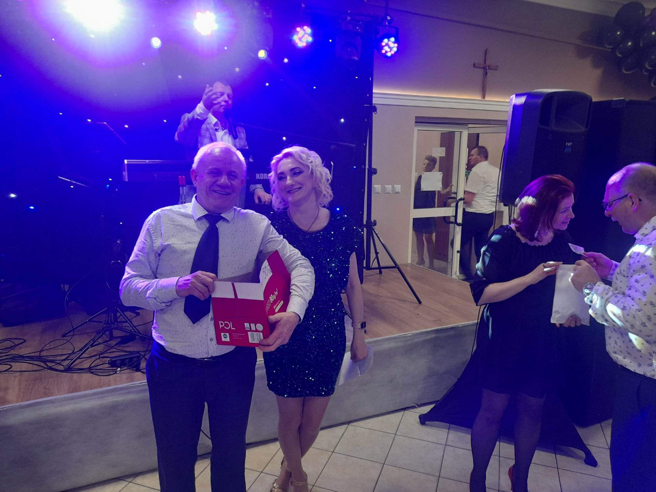 Szkoła w Drążnej zaprosiła na bal. Zobacz zdjęcia