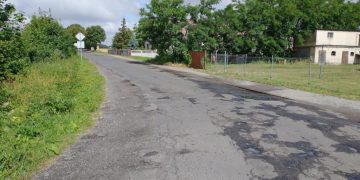 Droga w Słomczycach zamknięta. Drogowcy wyznaczyli objazd