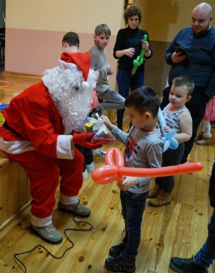 Rewelacyjna choinka w Kowalewie Opactwie