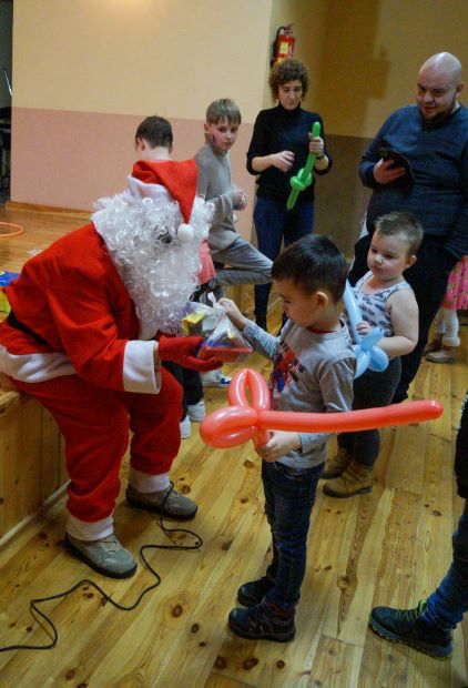 Rewelacyjna choinka w Kowalewie Opactwie