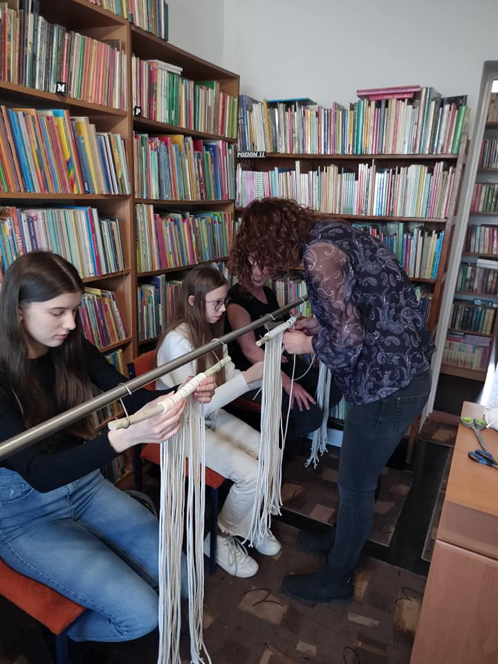 Ciekawe zajęcia z cienińską biblioteką