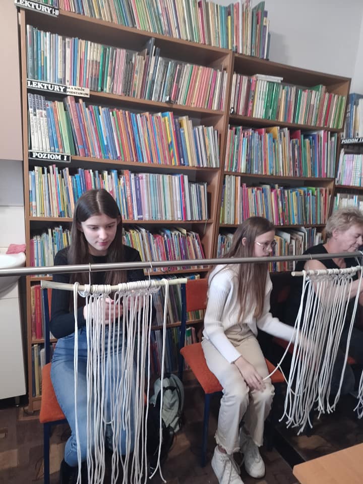 Ciekawe zajęcia z cienińską biblioteką