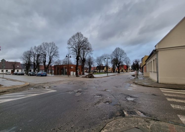Wznawiają prace na rynku. Od dziś pojedziecie tam inaczej