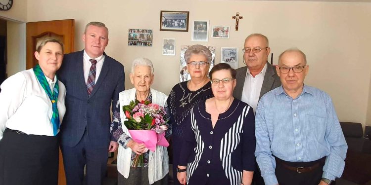 Pani Kazimiera świętuje dziś setne urodziny