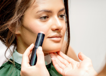 Czy podkłady mineralne są lepsze od tych tradycyjnych? Sprawdzamy!