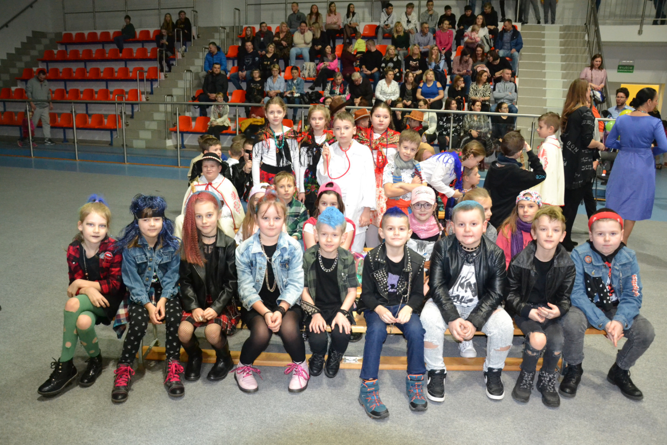 Choinka w Ostrowitem. Zobacz zdjęcia