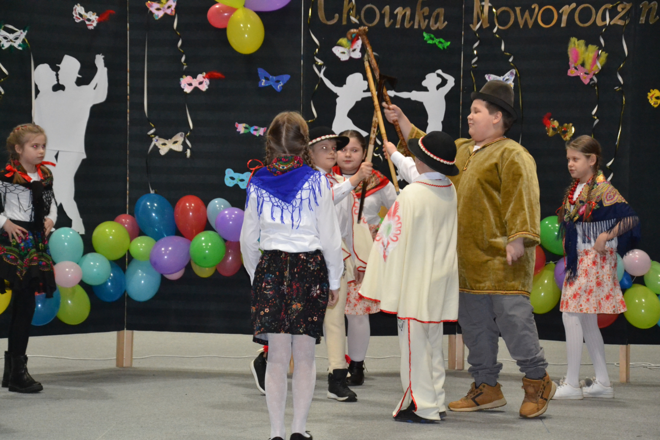 Choinka w Ostrowitem. Zobacz zdjęcia