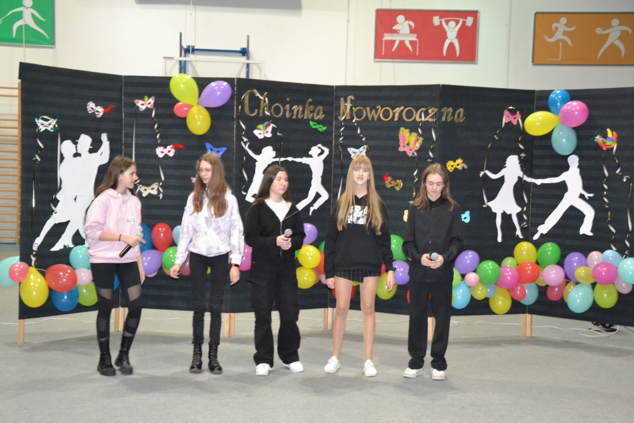 Choinka w Ostrowitem. Zobacz zdjęcia