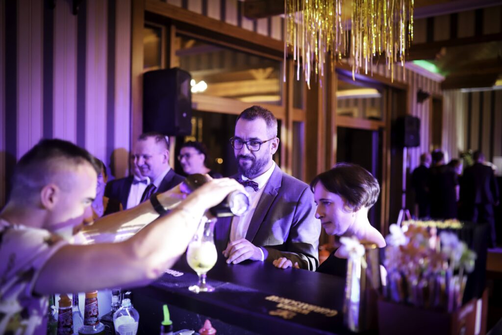 Proboszcz zorganizował bal. Świetna zabawa i pomoc Ukrainie ZDJĘCIA