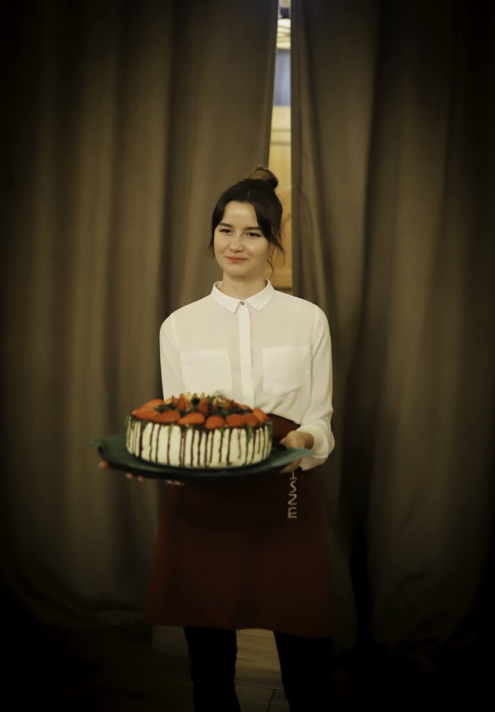 Proboszcz zorganizował bal. Świetna zabawa i pomoc Ukrainie ZDJĘCIA