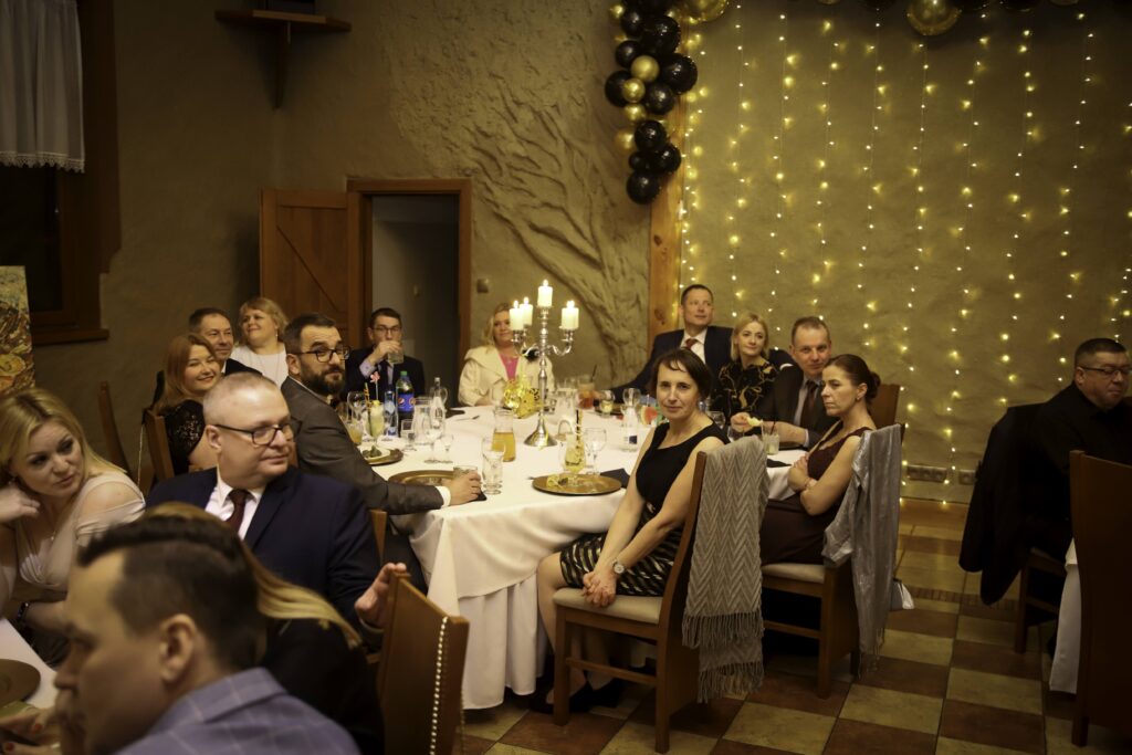 Proboszcz zorganizował bal. Świetna zabawa i pomoc Ukrainie ZDJĘCIA