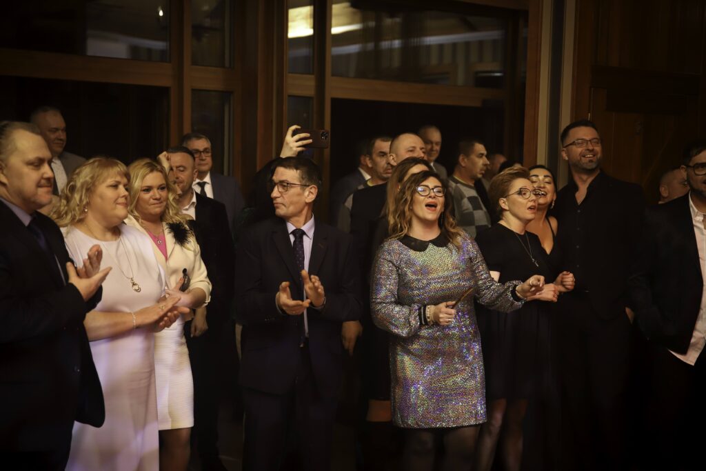 Proboszcz zorganizował bal. Świetna zabawa i pomoc Ukrainie ZDJĘCIA