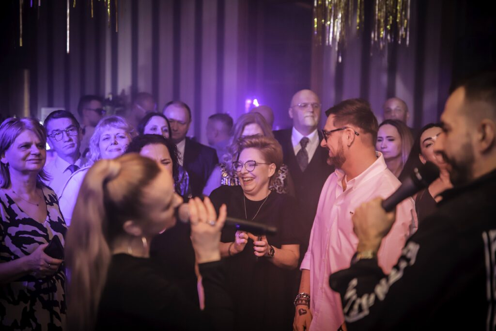 Proboszcz zorganizował bal. Świetna zabawa i pomoc Ukrainie ZDJĘCIA