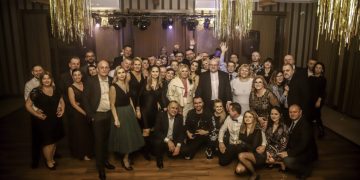 Proboszcz zorganizował bal. Świetna zabawa i pomoc Ukrainie ZDJĘCIA