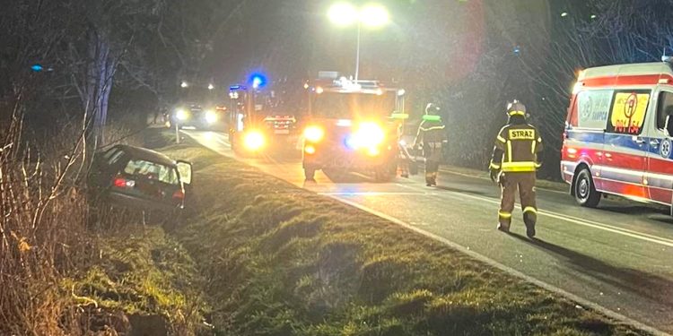 Dwa auta zderzyły się w Policku