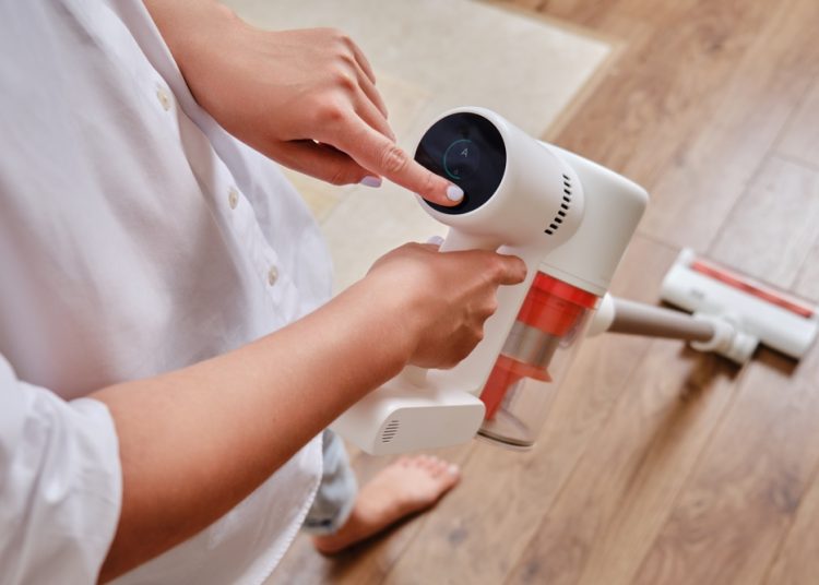 Na co zwrócić uwagę, wybierając odkurzacz bezprzewodowy?