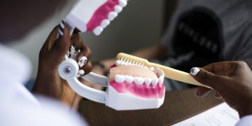 Czy można zapisać się na usuwanie kamienia nazębnego NFZ?