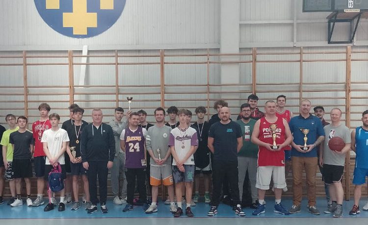 Trzy kategorie, trzydzieści pojedynków