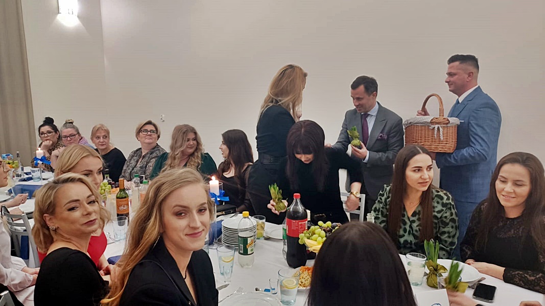 Świętowały już Dzień Kobiet. Zobacz zdjęcia z imprezy w Kornatach