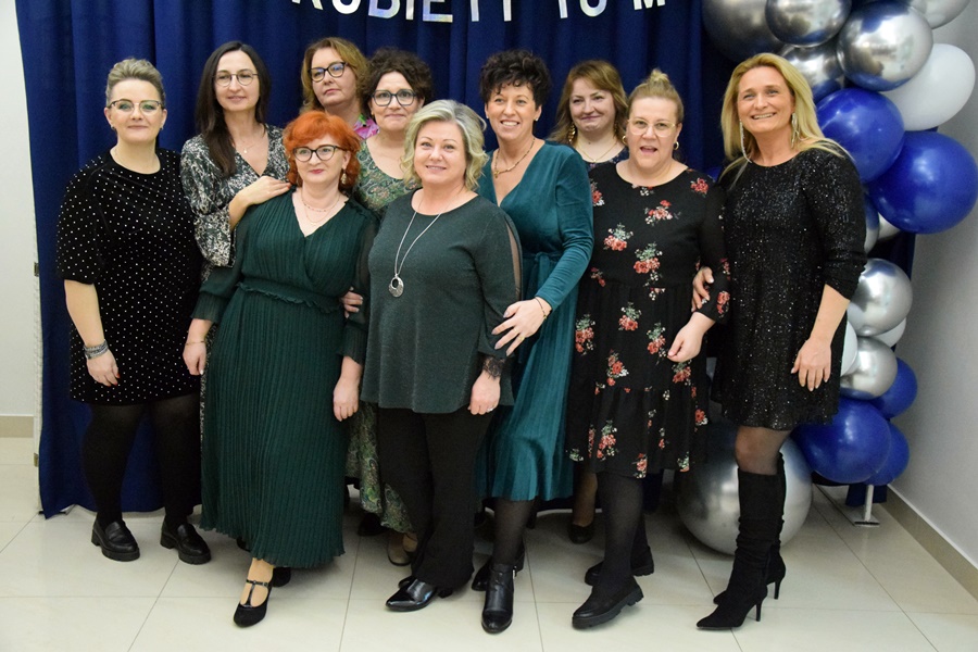 Świętowały już Dzień Kobiet. Zobacz zdjęcia z imprezy w Kornatach