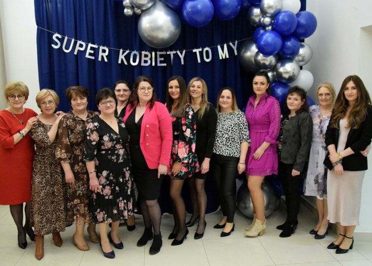 Świętowały już Dzień Kobiet. Zobacz zdjęcia z imprezy w Kornatach