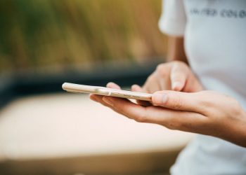 Ile trzeba zapłacić za naprawę telefonu w Słupcy?