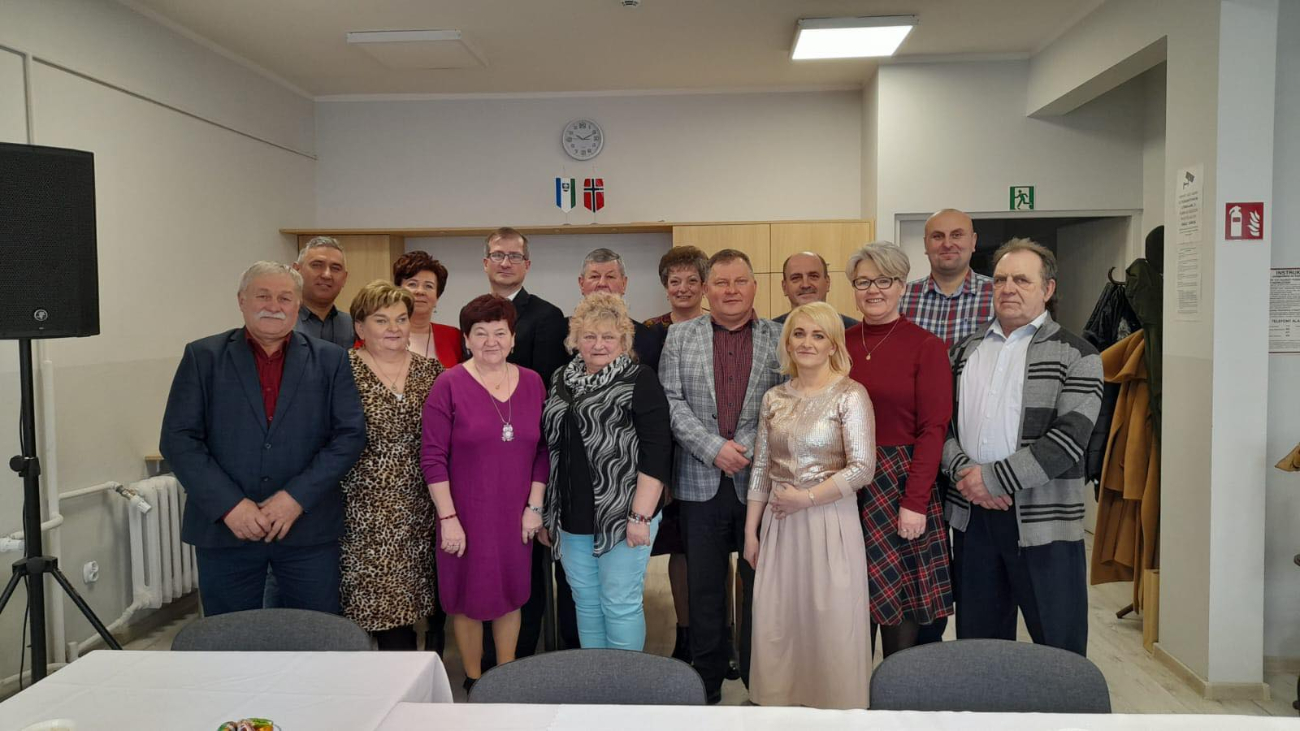 Wójt podziękował sołtysom. Był tort i życzenia