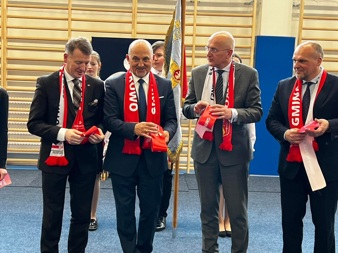 Czekali na nią 20 lat. Hala sportowa oficjalnie otwarta