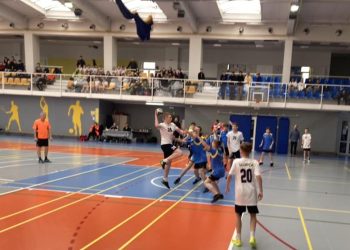 Trójka trzecia w szczypiorniackim rejonie