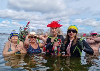 Dzień Kobiet u Morsów. „Miła atmosfera, kwiaty i pogaduchy”