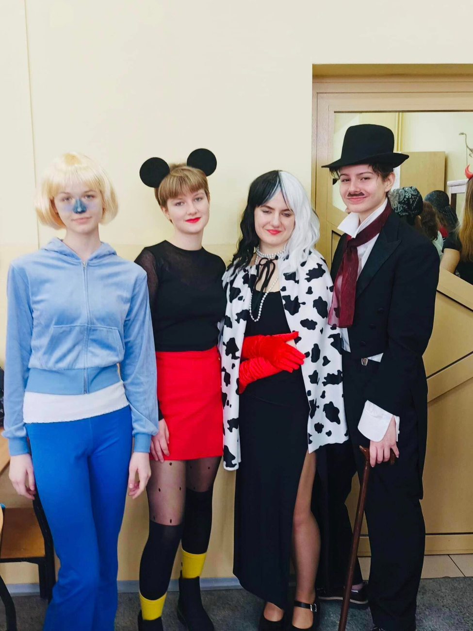 Dzisiaj nie ma lekcji. Jest integracja i zabawa ZDJĘCIA