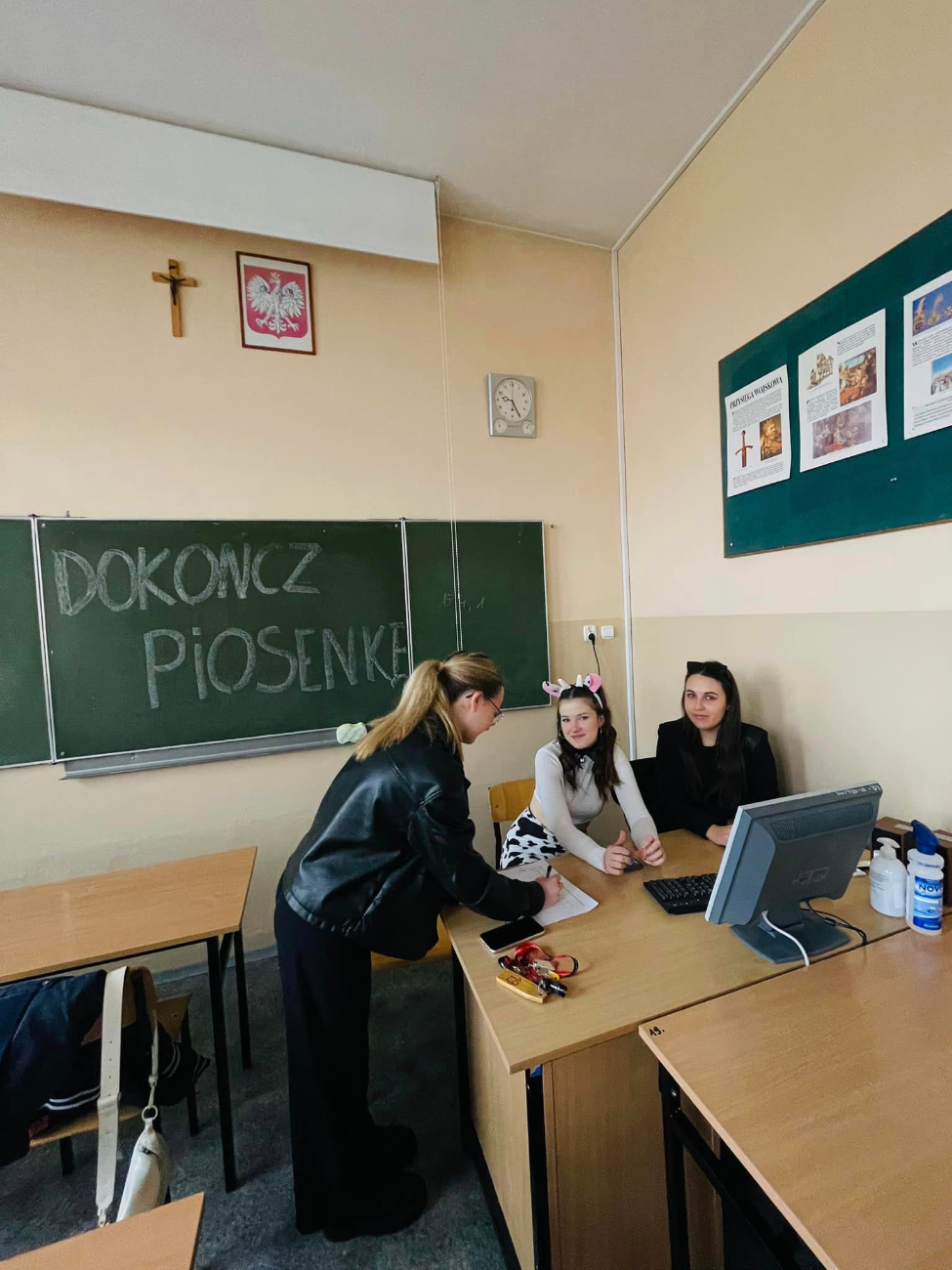 Dzisiaj nie ma lekcji. Jest integracja i zabawa ZDJĘCIA