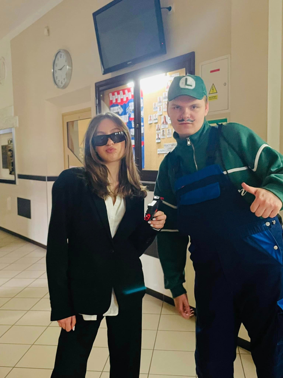 Dzisiaj nie ma lekcji. Jest integracja i zabawa ZDJĘCIA