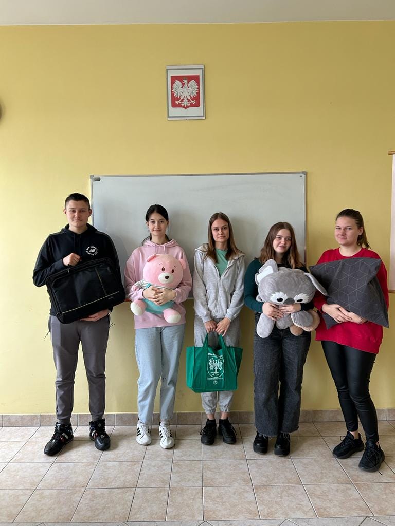 Dzisiaj bez plecaków. „Gratulujemy kreatywności!”