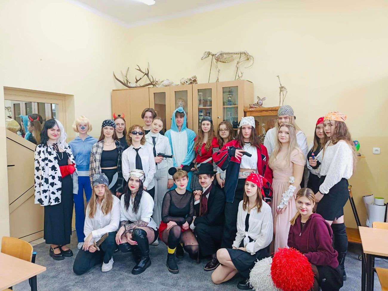 Dzisiaj nie ma lekcji. Jest integracja i zabawa ZDJĘCIA