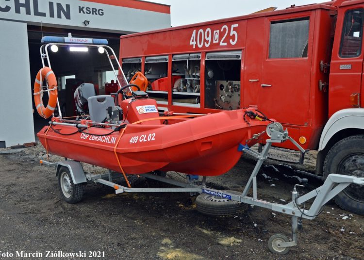 Łódź motorowa dla OSP. Letnicy mogą czuć się bezpiecznie