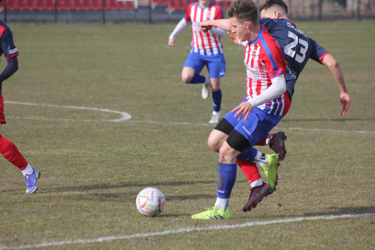 Piłkarska inauguracja wiosny. Polanin ogrywa Polonię