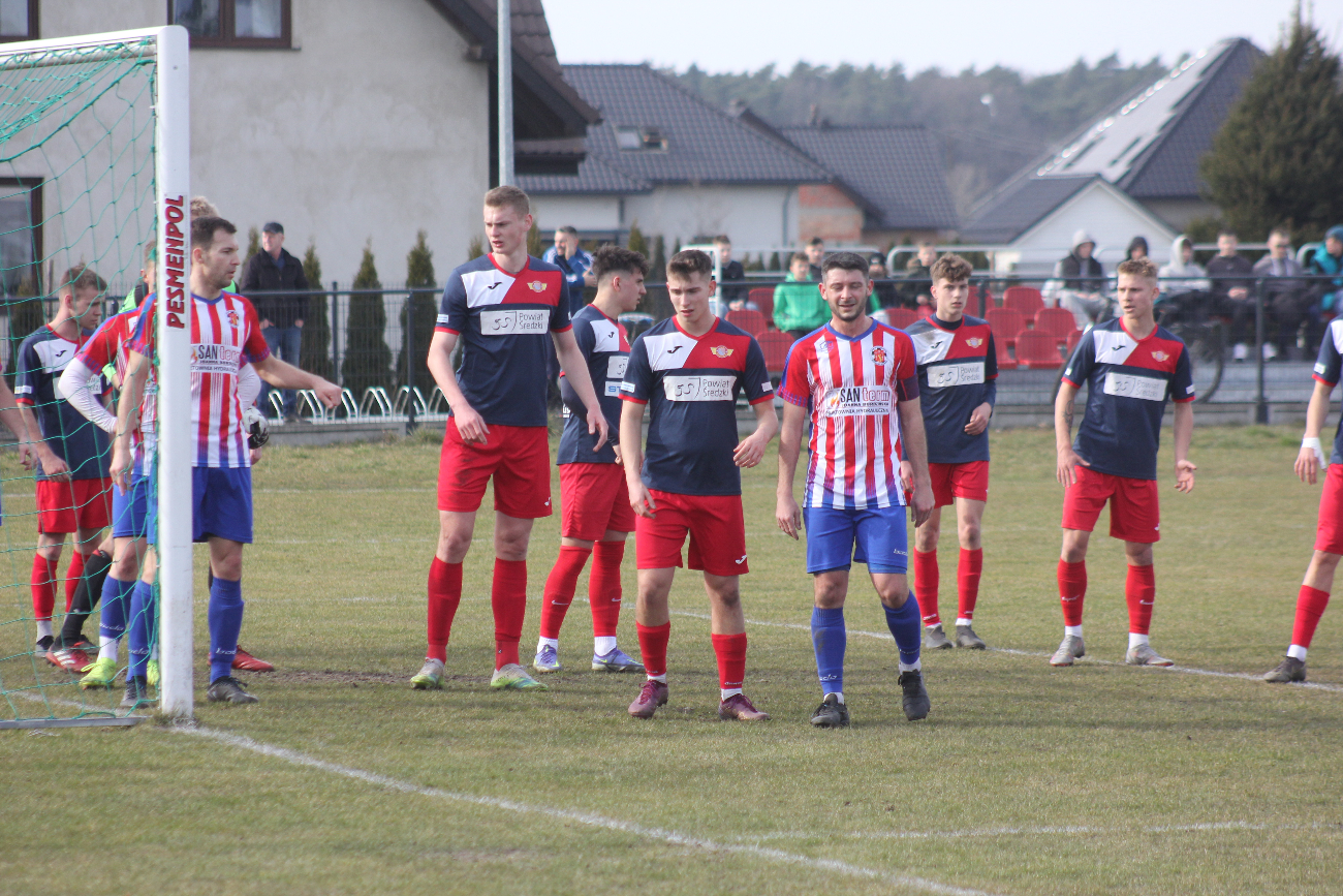 Piłkarska inauguracja wiosny. Polanin ogrywa Polonię