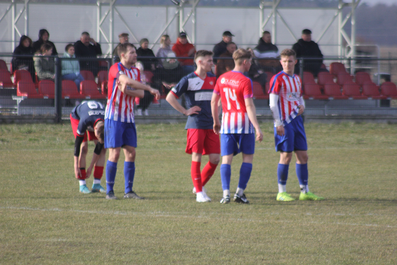 Piłkarska inauguracja wiosny. Polanin ogrywa Polonię