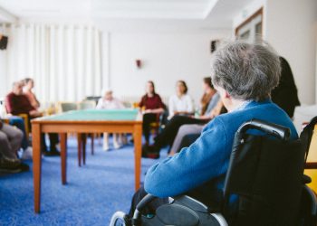 Jak zarabiać więcej w pracy dla opiekunek w Niemczech?