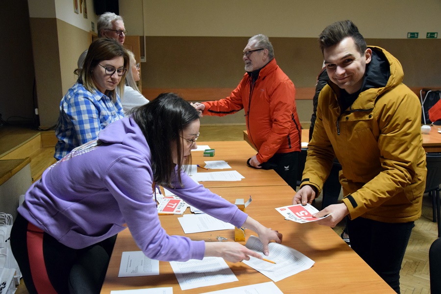 Bieg „Tropem Wilczym”. Uczcili pamięć żołnierzy wyklętych ZDJĘCIA