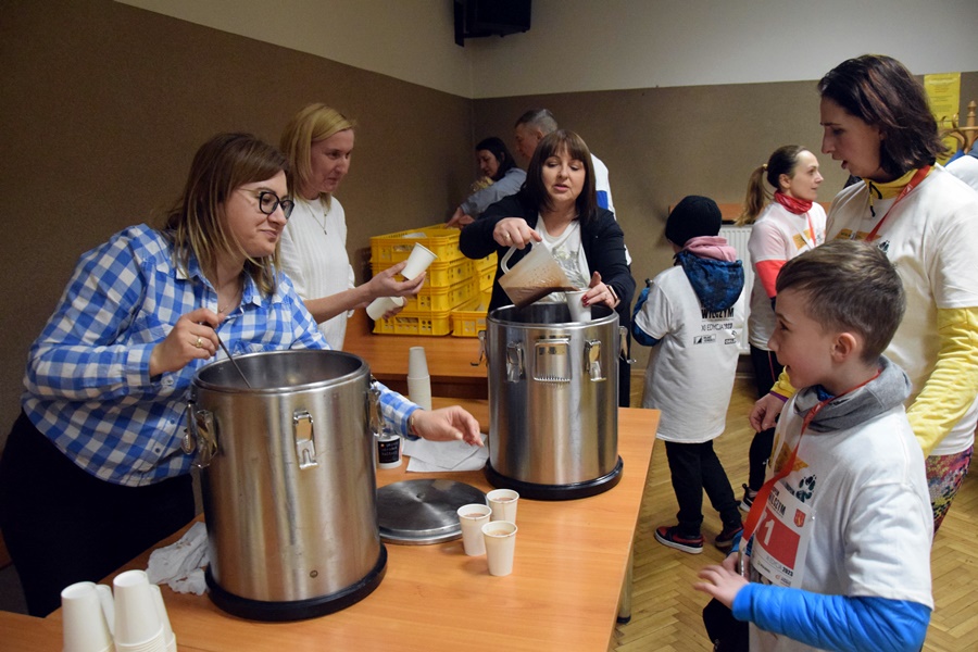 Bieg „Tropem Wilczym”. Uczcili pamięć żołnierzy wyklętych ZDJĘCIA