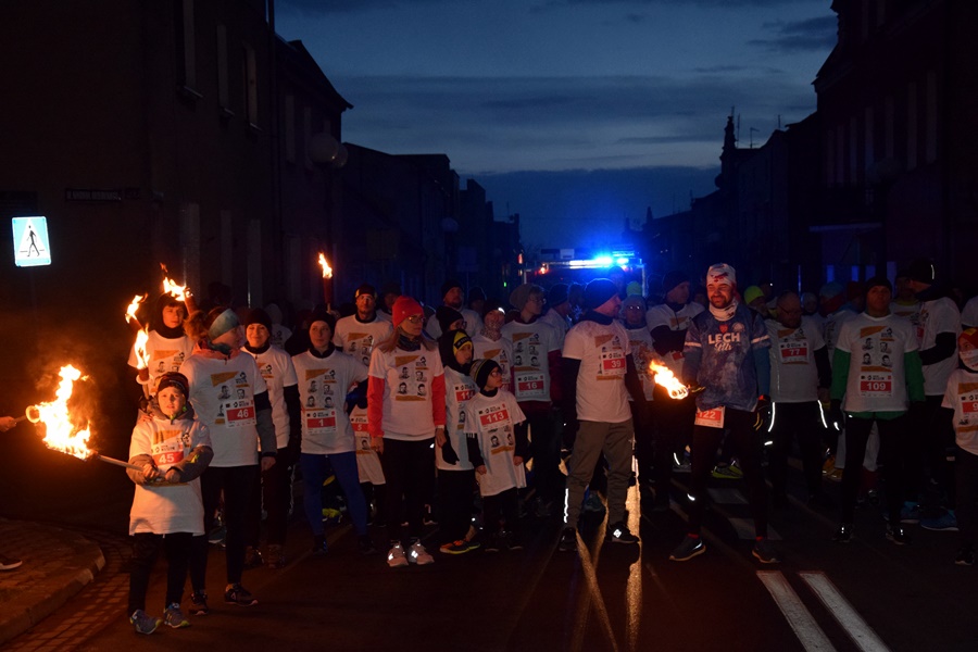Bieg „Tropem Wilczym”. Uczcili pamięć żołnierzy wyklętych ZDJĘCIA